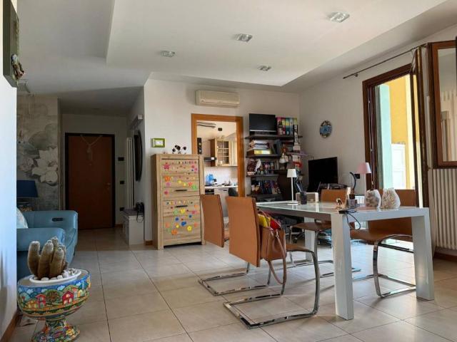 Appartamento in vendita a Borgo Doimo, Santa Maria di Feletto