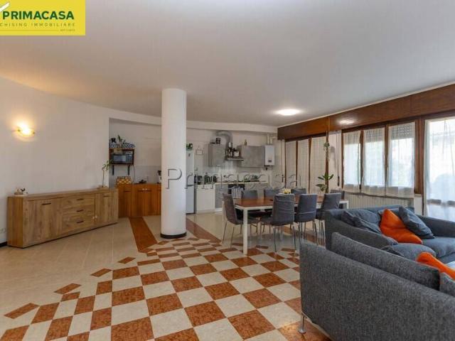 Appartamento in vendita a San Pietro In Cariano, Veneto
