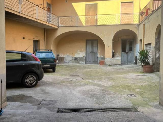 Appartamento in vendita a San Prisco, Campania