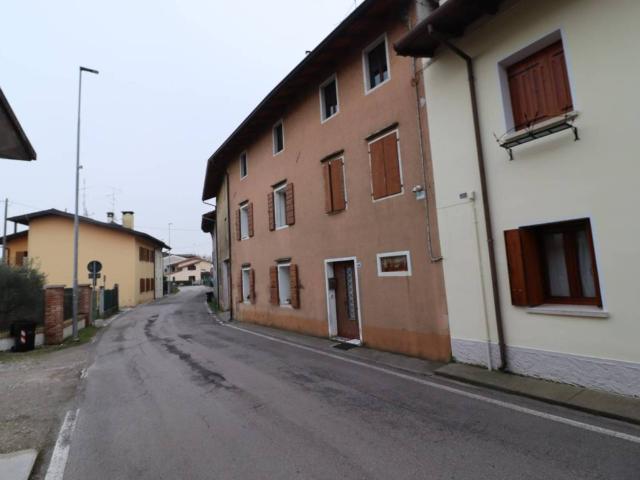 Appartamento in vendita a San Quirino, Friuli-Venezia Giulia