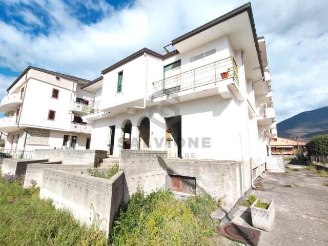 Appartamento in vendita a San Salvatore Telesino, Campania