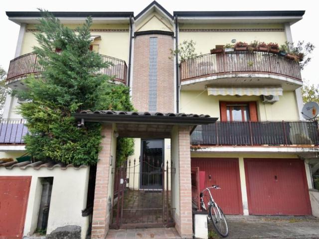 Appartamento in vendita a San Secondo Parmense, Reggio Emilia