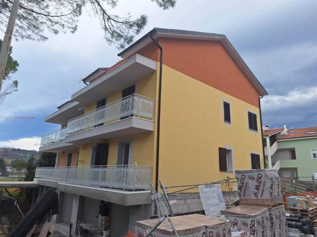 Appartamento in vendita a Uvaiolo, Marche