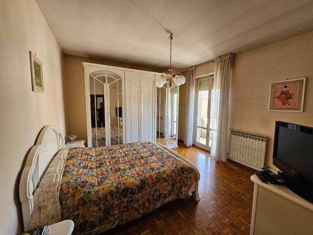 Appartamento in vendita a Settempeda, Marche