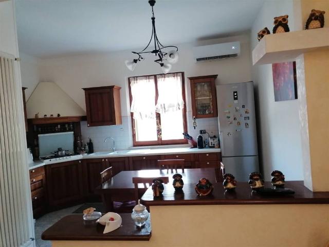 Appartamento in vendita a Marciano, Marche