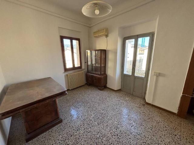 Appartamento in vendita a Castello al Monte, San Severino Marche