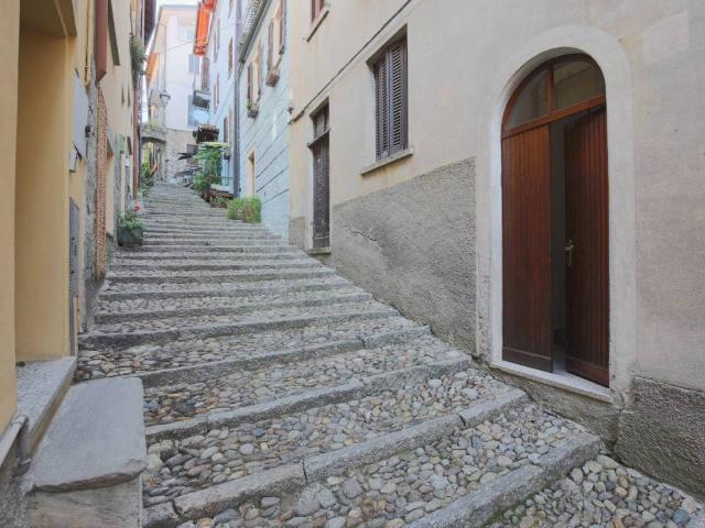 Appartamento in vendita a San Siro, Rezzonico