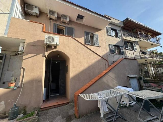 Appartamento in vendita a San Vitaliano, Napoli