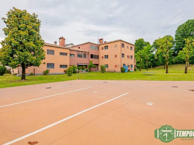 Appartamento in vendita a San Zenone Al Lambro, Lombardia