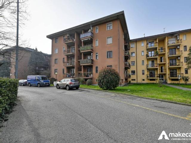 Appartamento in vendita a San Zenone Al Lambro, Lombardia