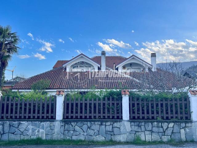 Villa Indipendente in vendita a Piemonte, Torino