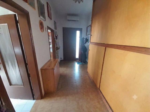 Appartamento in vendita a Sanguinetto, Veneto
