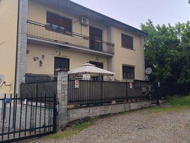 Appartamento in vendita a Sannazzaro De' Burgondi, Lombardia