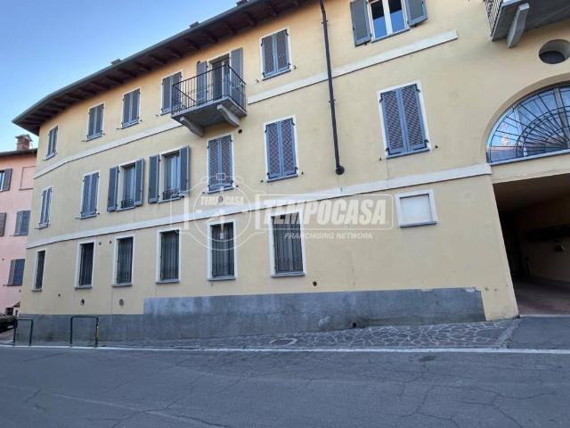 Appartamento in vendita a Sannazzaro De' Burgondi, Lombardia