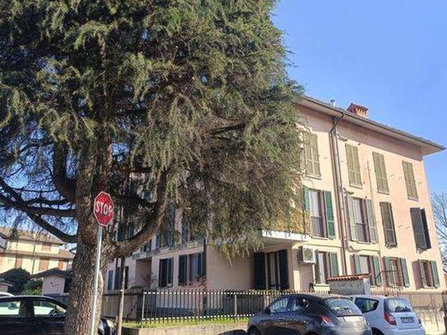 Appartamento in vendita a Sannazzaro De' Burgondi, Lombardia