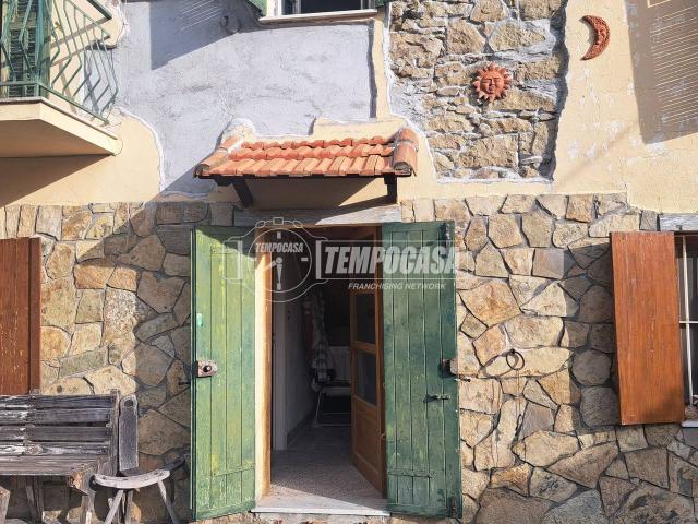 Villa Indipendente in vendita a Borello, San Remo