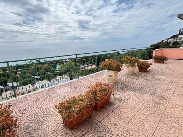 Appartamento in vendita a San Remo, Liguria