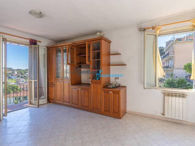 Appartamento in vendita a Suseneo, San Remo