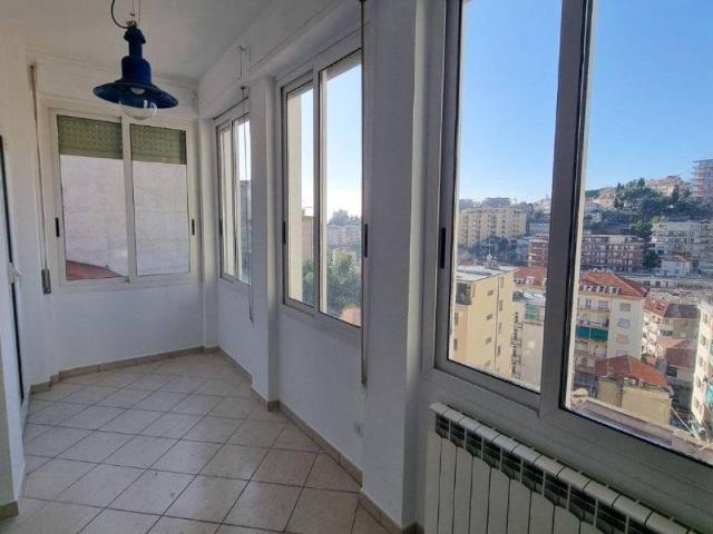 Appartamento in vendita a San Remo, Liguria