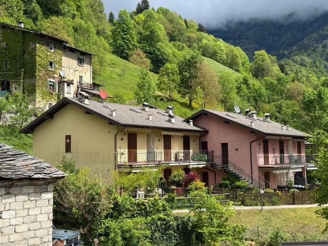 Appartamento in vendita a Comunità Montana della Valle Brembana, Santa Brigida
