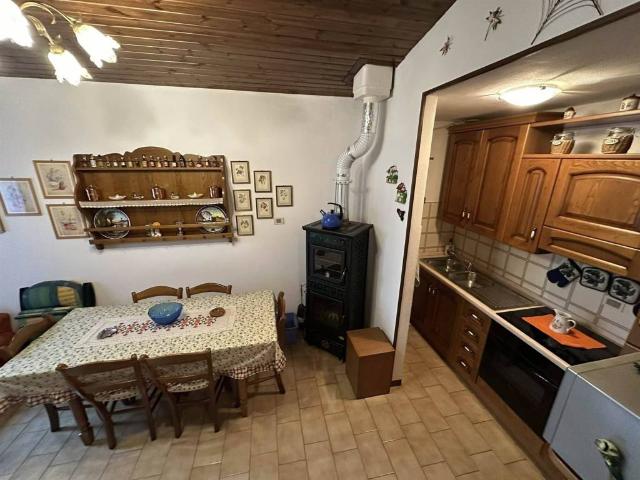 Appartamento in vendita a Unione dei Comuni Montani Amiata Grossetana, Santa Fiora