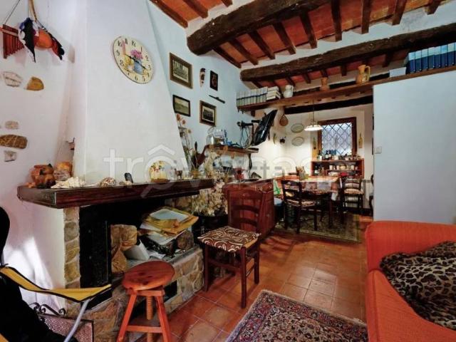 Appartamento in vendita a Unione dei Comuni Montani Amiata Grossetana, Santa Fiora