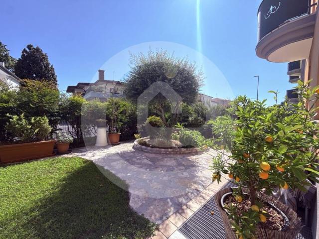 Appartamento in vendita a Fratte, Santa Giustina In Colle