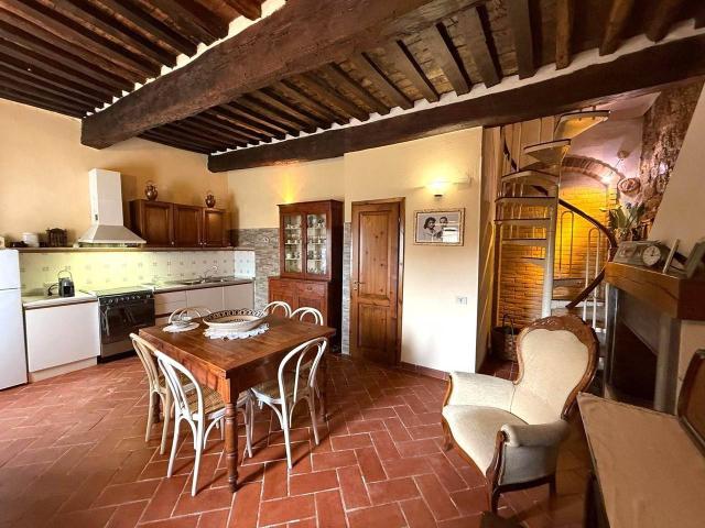 Appartamento in vendita a Il Castello, Santa Luce