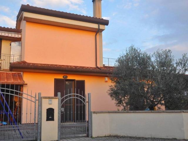 Appartamento in vendita a Santa Luce, Toscana