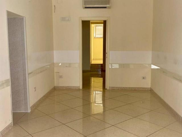 Appartamento in vendita a Santa Lucia Di, Sicilia