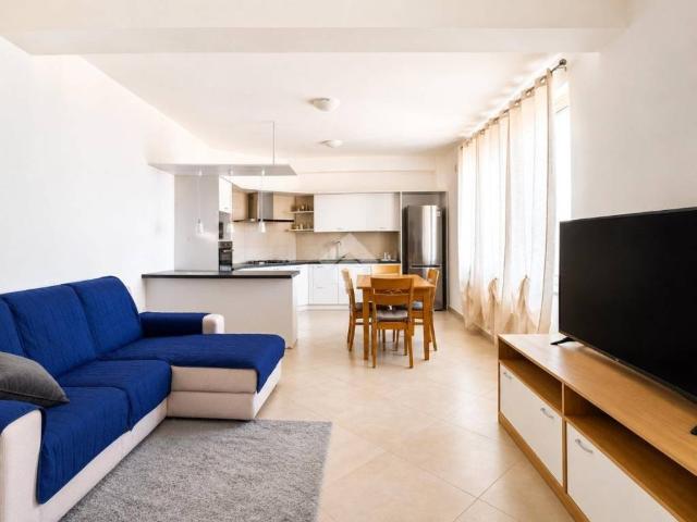 Appartamento in vendita a Santa Lucia Di, Sicilia