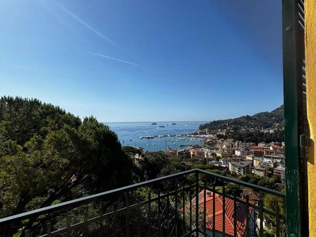 Appartamento in vendita a San Lorenzo Della Costa, Liguria