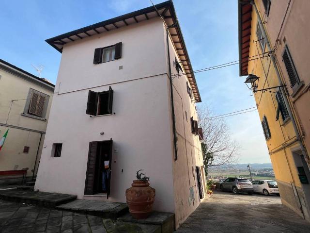 Appartamento in vendita a Sottili, Santa Maria A Monte