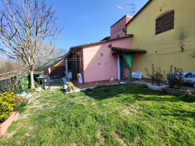Appartamento in vendita a Santa Maria A Monte, Toscana