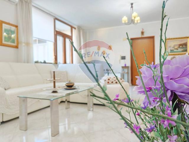 Appartamento in vendita a Santa Maria A Vico, Campania