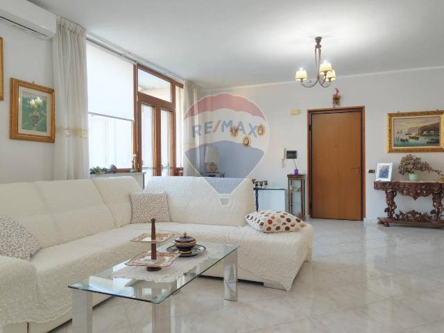 Appartamento in vendita a Santa Maria A Vico, Campania