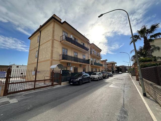 Appartamento in vendita a Santa Maria A Vico, Campania