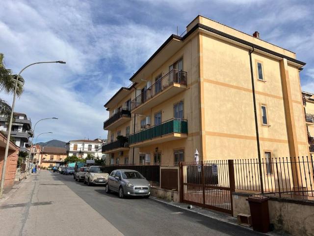 Appartamento in vendita a Santa Maria A Vico, Campania