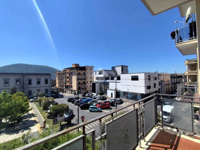 Appartamento in vendita a Santa Maria A Vico, Campania