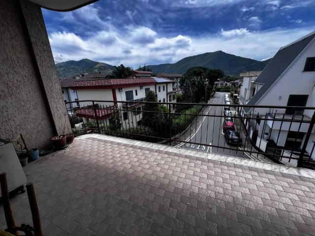 Appartamento in vendita a Santa Maria A Vico, Campania