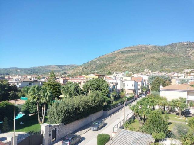 Appartamento in vendita a Santa Maria A Vico, Campania