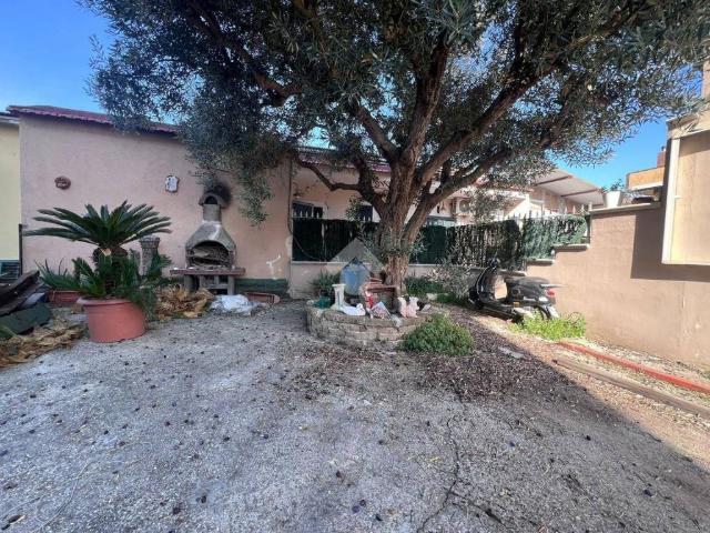 Villa Indipendente in vendita a Santa Maria La Carità, Campania