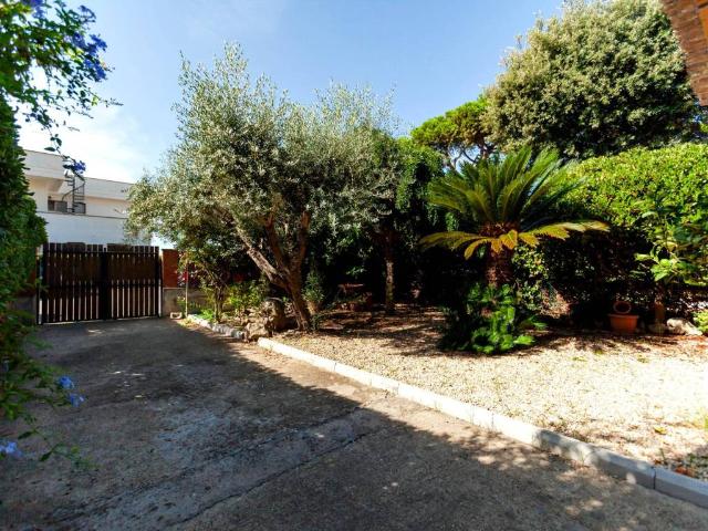 Appartamento in vendita a Santa Severa, Santa Marinella