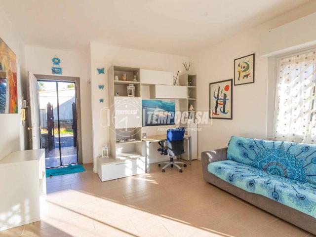Appartamento in vendita a Colfiorito, Roma Capitale