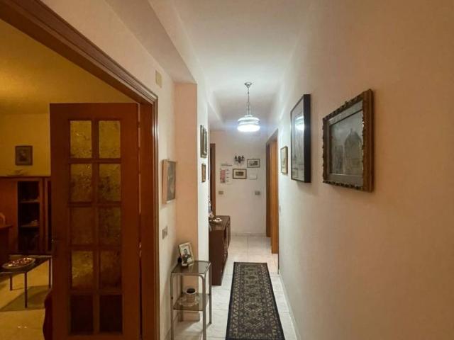 Appartamento in vendita a Santa Teresa Di Riva, Sicilia