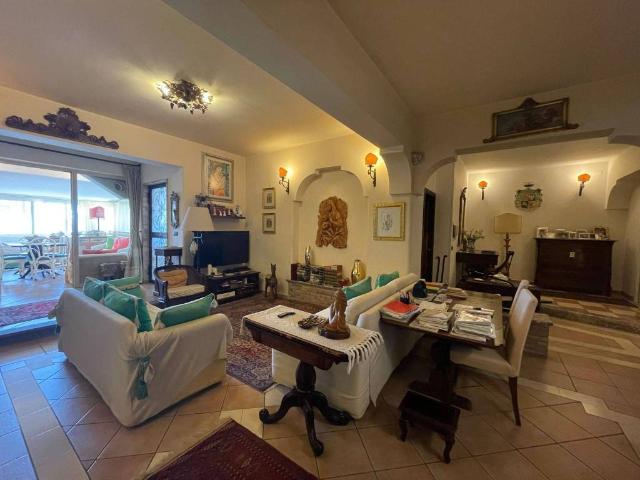 Appartamento in vendita a Bucalo, Santa Teresa Di Riva