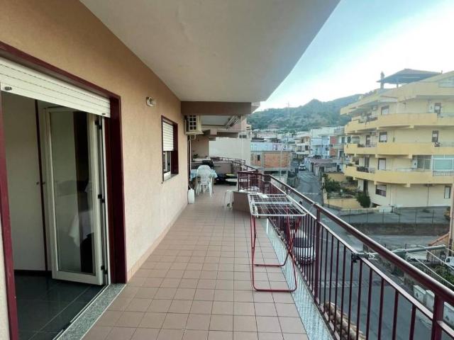 Appartamento in vendita a Sparagonà, Santa Teresa Di Riva