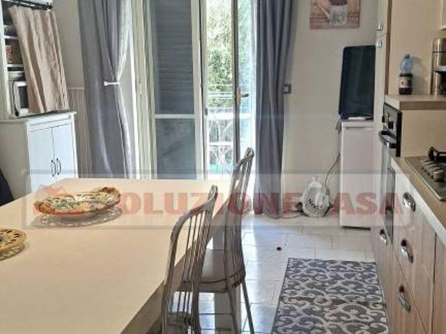 Appartamento in vendita a Santa Teresa di Riva, Messina