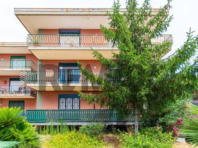 Appartamento in vendita a Santa Venerina, Sicilia