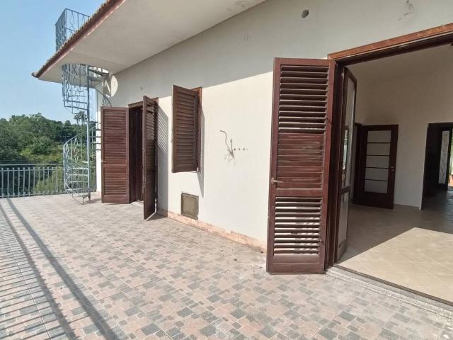 Appartamento in vendita a Santa Venerina, Sicilia